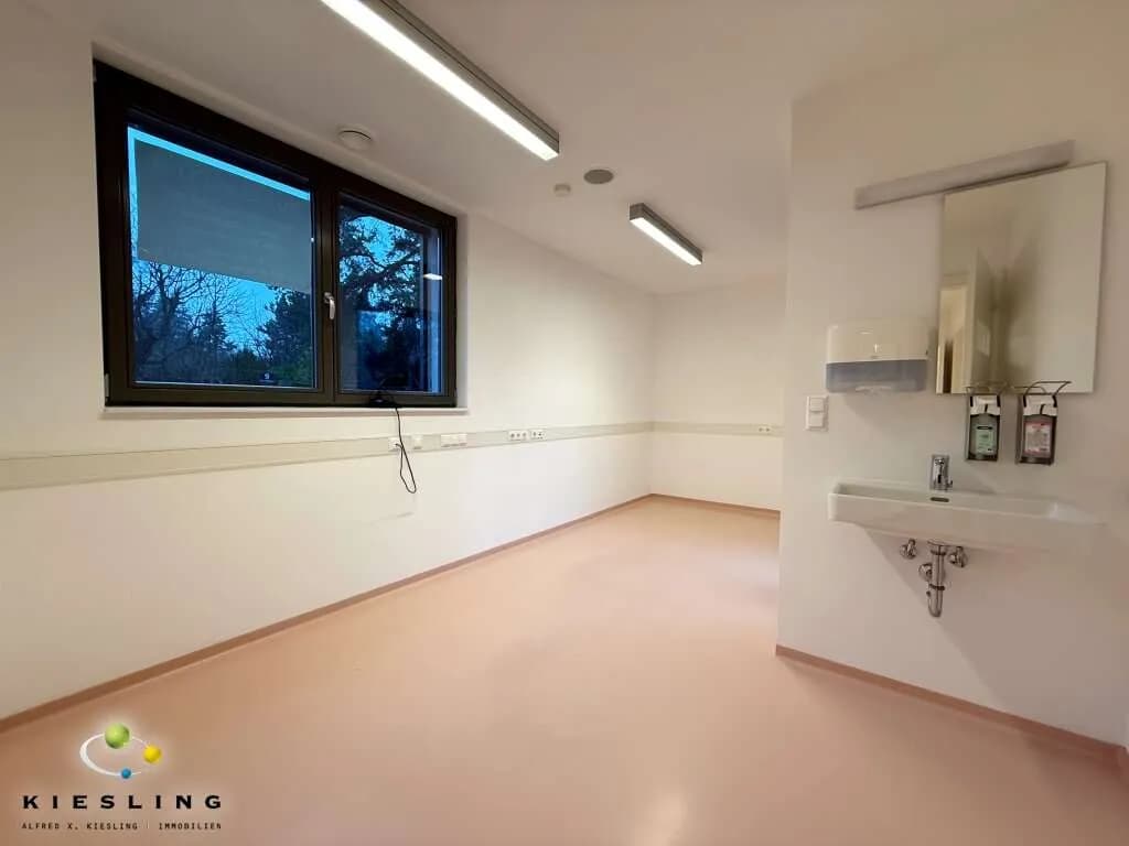 6-Zimmer-Gewerbeimmobilie mieten in Wien – 159 m², € 2.700 – Bild 12 von 39