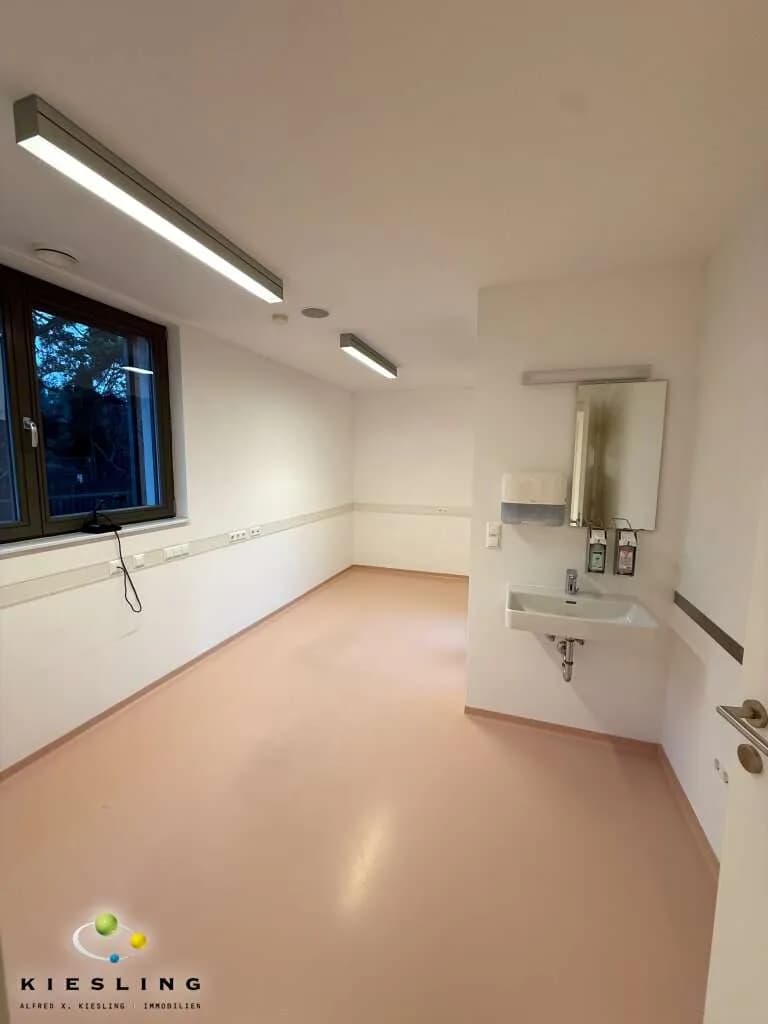 6-Zimmer-Gewerbeimmobilie mieten in Wien – 159 m², € 2.700 – Bild 13 von 39