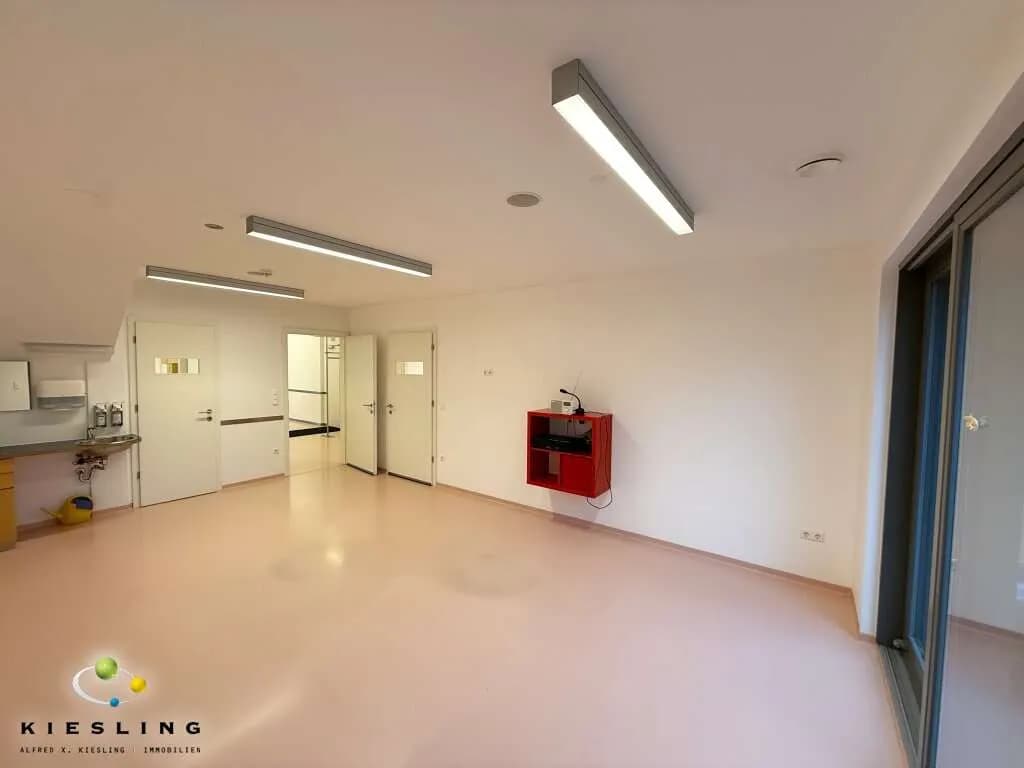 6-Zimmer-Gewerbeimmobilie mieten in Wien – 159 m², € 2.700 – Bild 18 von 39