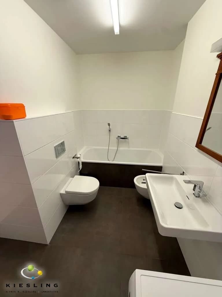 6-Zimmer-Gewerbeimmobilie mieten in Wien – 159 m², € 2.700 – Bild 27 von 39