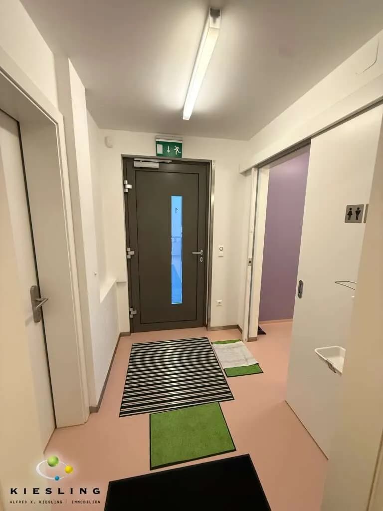 6-Zimmer-Gewerbeimmobilie mieten in Wien – 159 m², € 2.700 – Bild 38 von 39