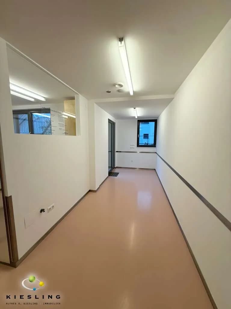 6-Zimmer-Gewerbeimmobilie mieten in Wien – 159 m², € 2.700 – Bild 39 von 39
