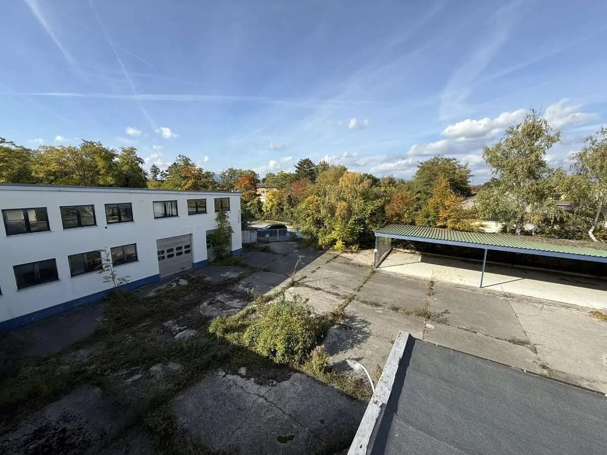 Grundstück kaufen in Baden – 16 000 m², € 2.720.000 – Bild 3 von 12