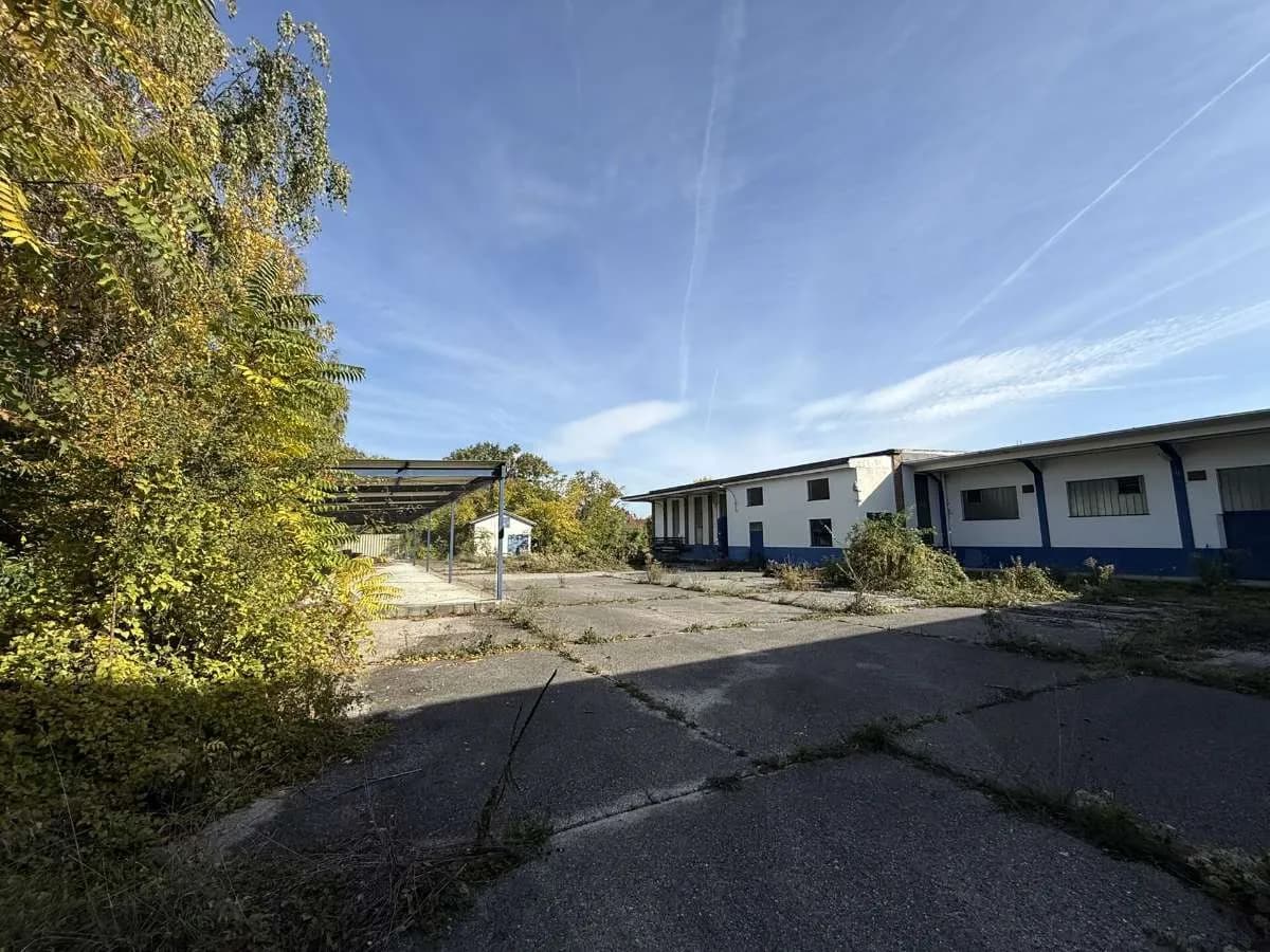 Grundstück kaufen in Baden – 16 000 m², € 2.720.000 – Bild 7 von 12