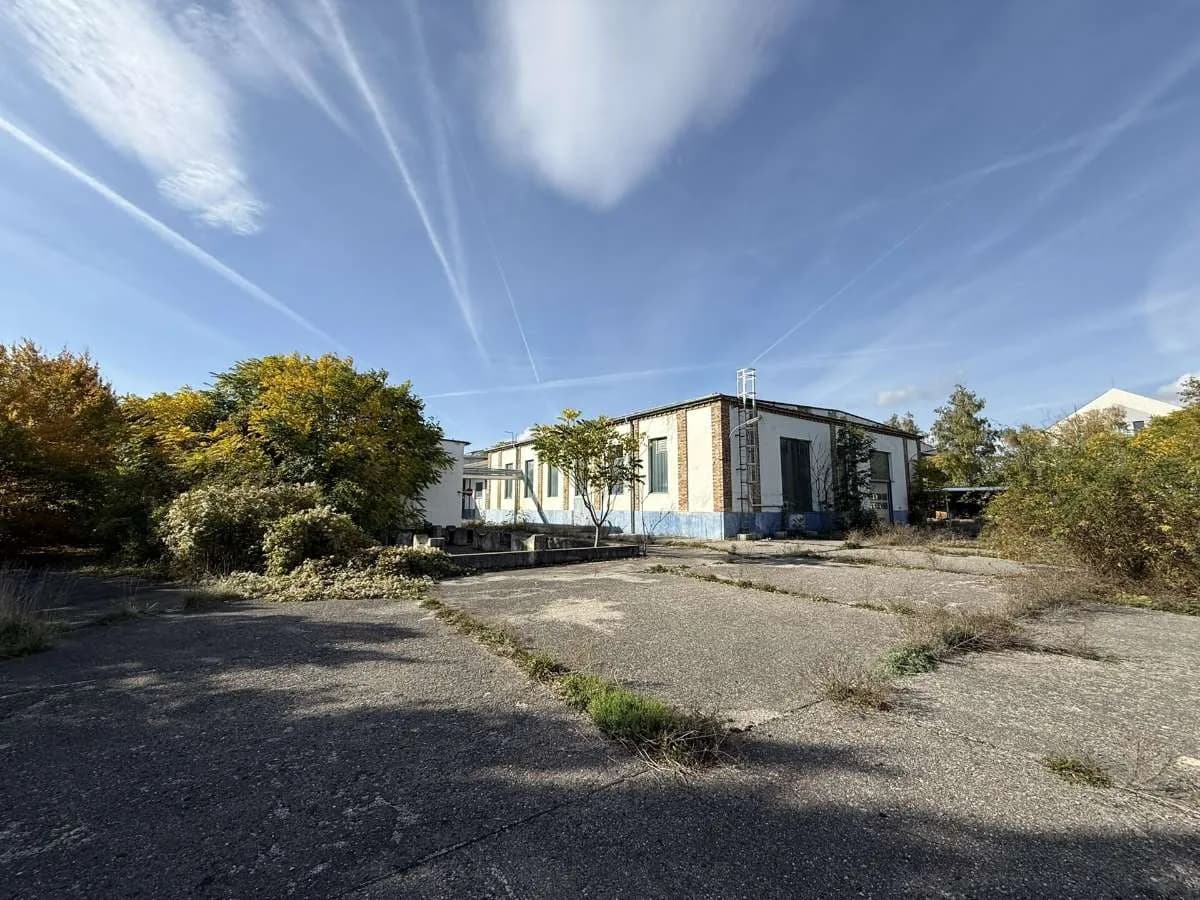 Grundstück kaufen in Baden – 16 000 m², € 2.720.000 – Bild 10 von 12