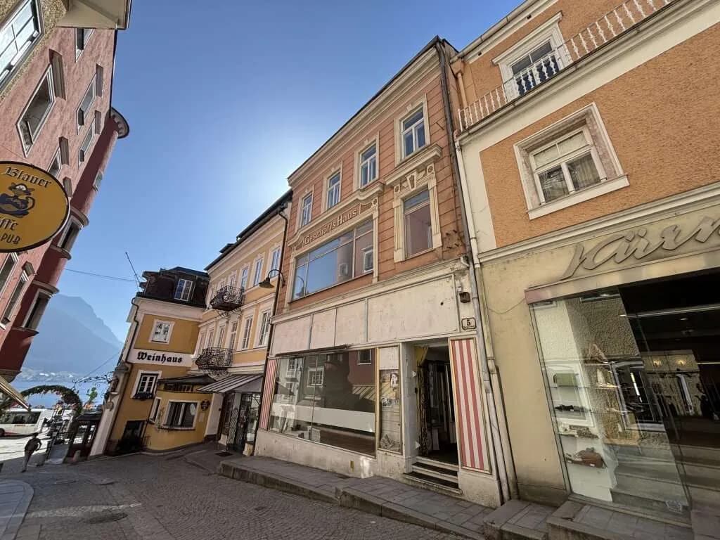 Gewerbeimmobilie kaufen in Gmunden – 720 m², € 950.000