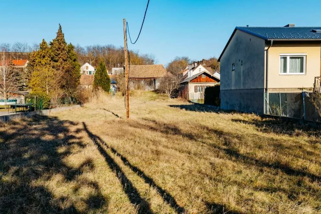 Grundstück kaufen in Gänserndorf – 2 050 m², € 280.000