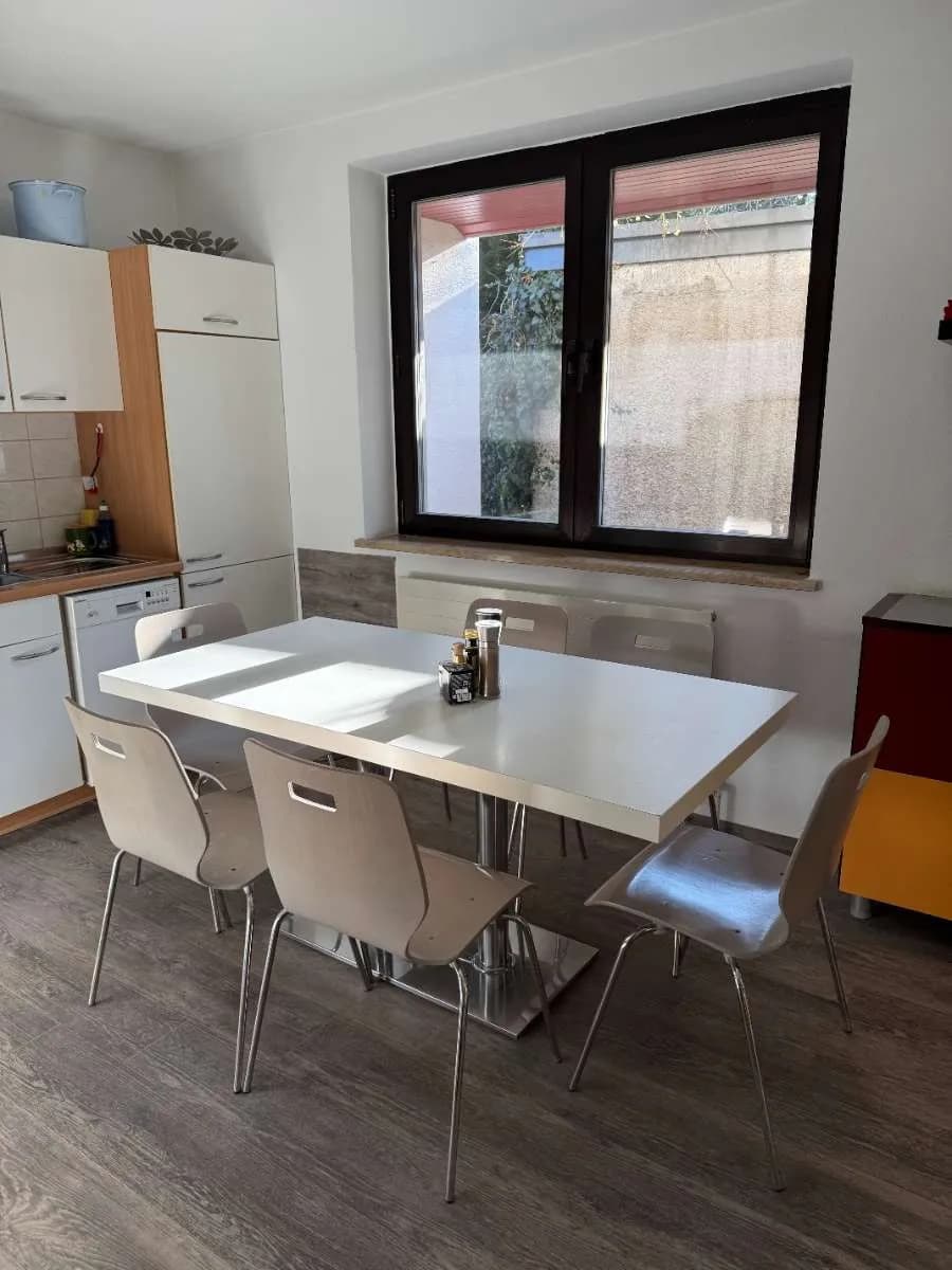 6-Zimmer-Gewerbeimmobilie mieten in Wels – 140 m², € 2.900 – Bild 9 von 15