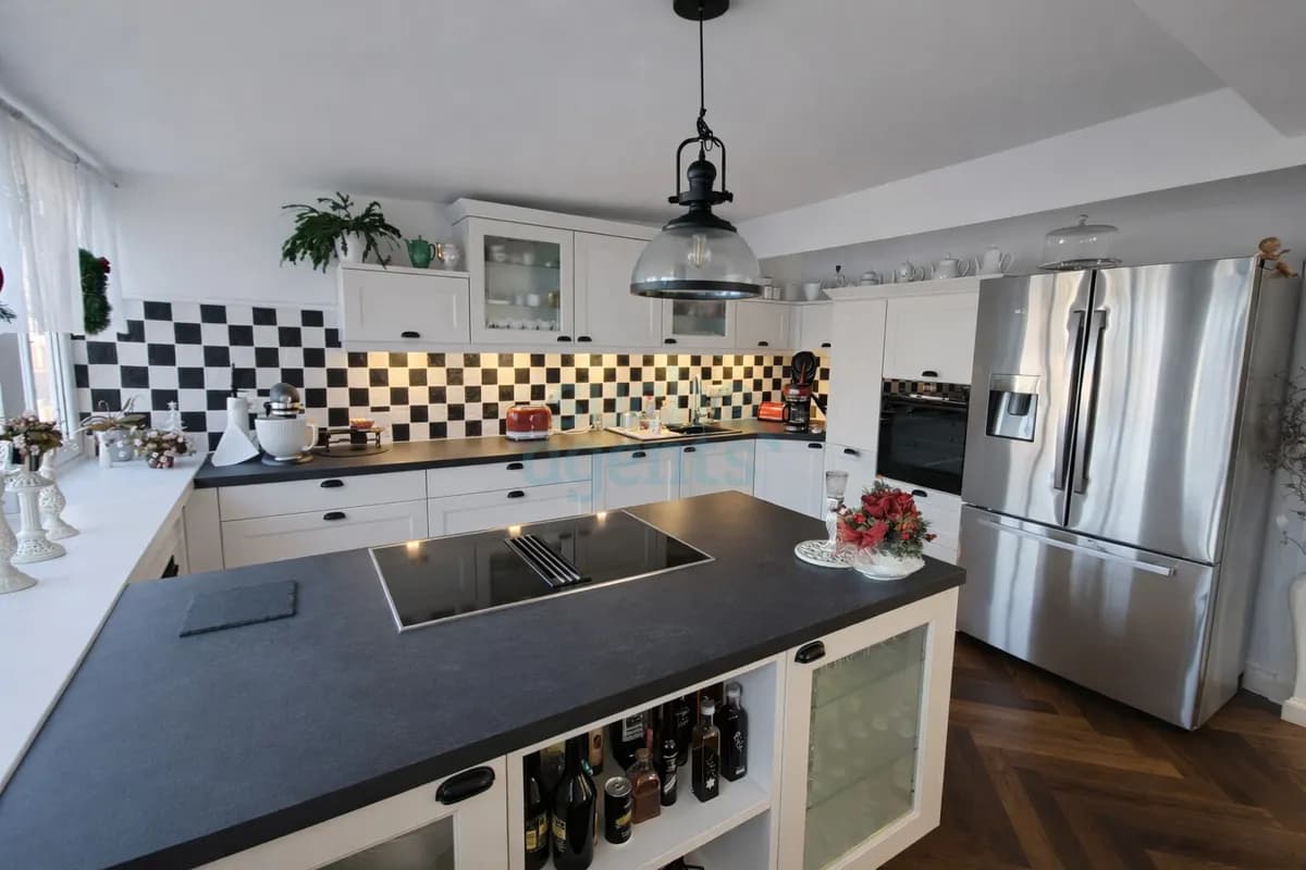 4-Zimmer-Wohnung kaufen in Gmunden – 140 m², € 499.000 – Bild 5 von 6