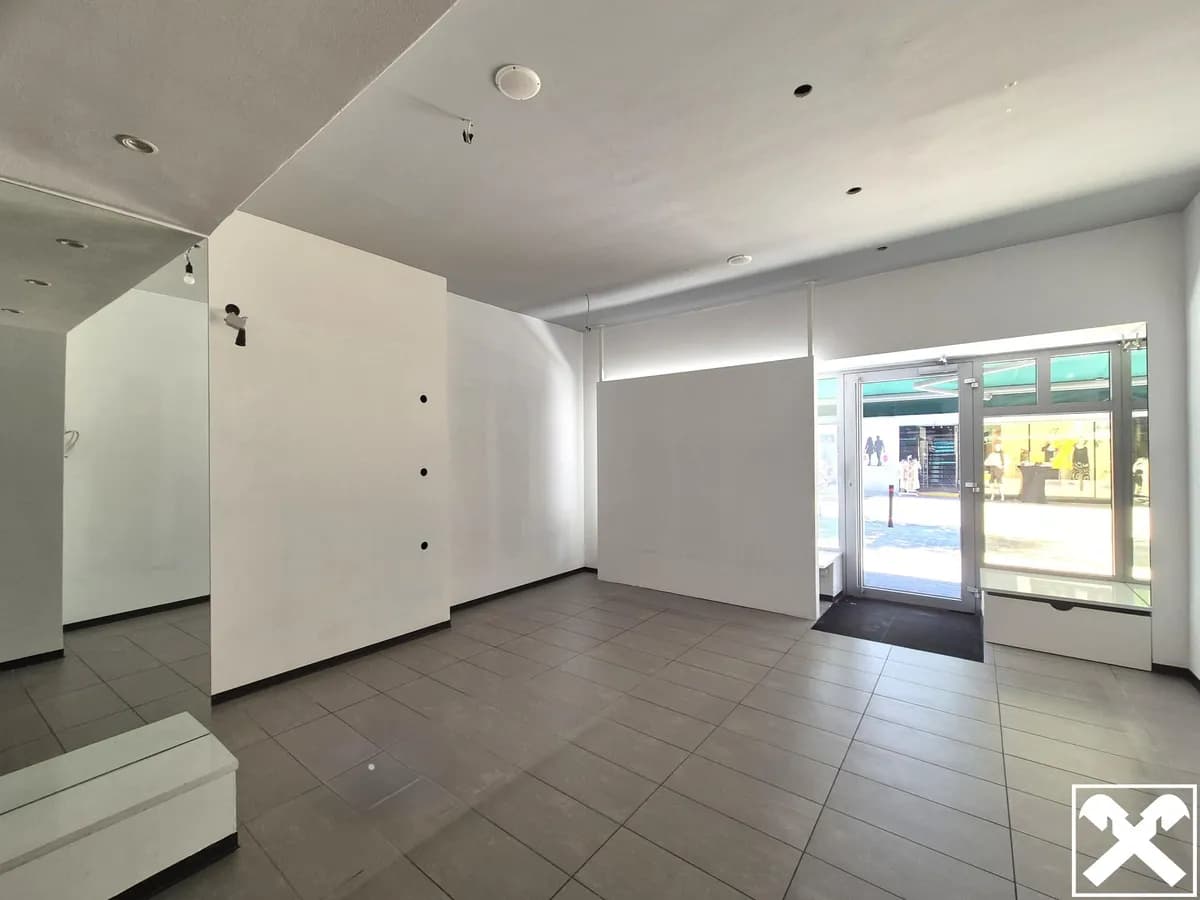 1-Zimmer-Immobilie mieten in Kufstein – 50 m², € 1.341 – Bild 2 von 8