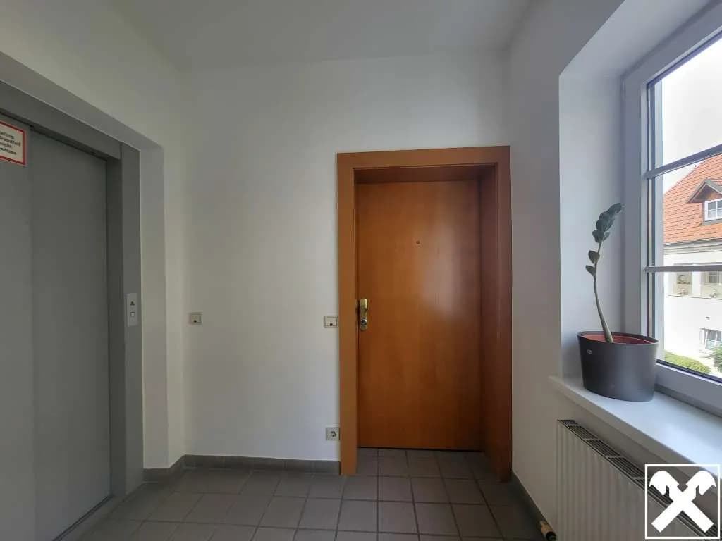 2-Zimmer-Gewerbeimmobilie mieten in Linz Land – 77 m², € 555 – Bild 6 von 7