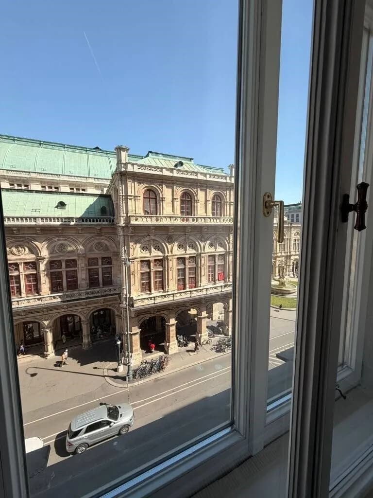 Gewerbeimmobilie mieten in Wien – 380 m², € 9.991