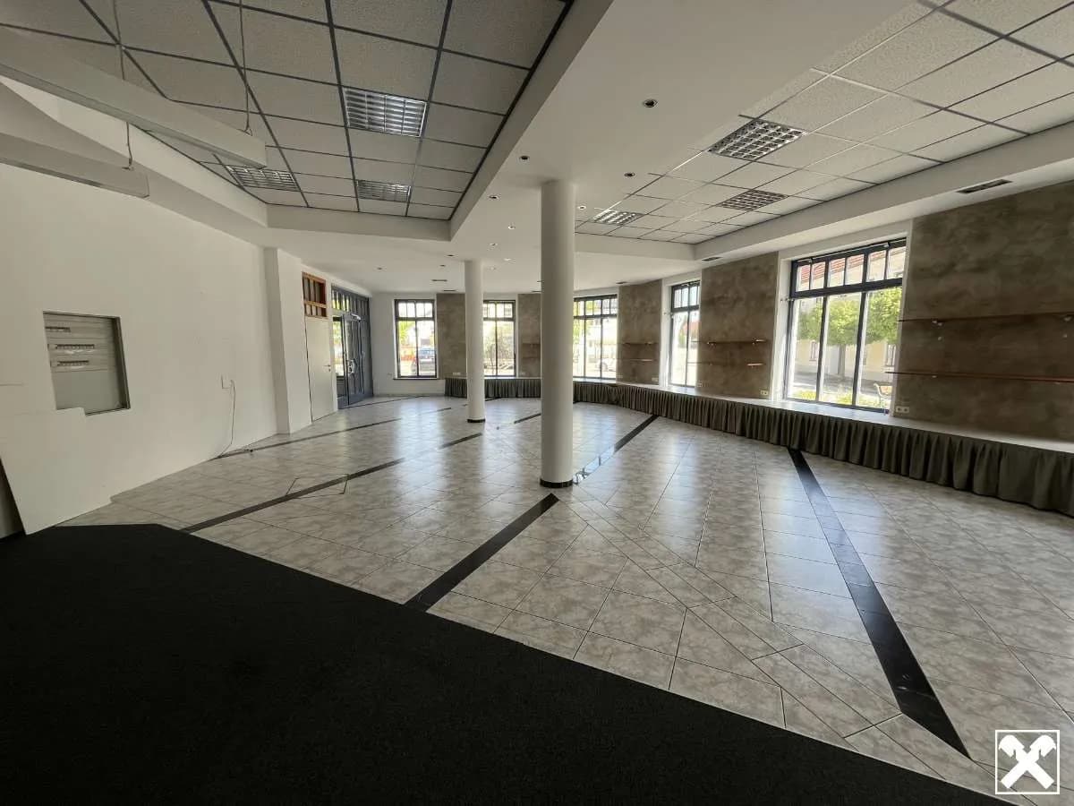 3-Zimmer-Gewerbeimmobilie mieten in Amstetten – 205 m², € 2.080 – Bild 3 von 19