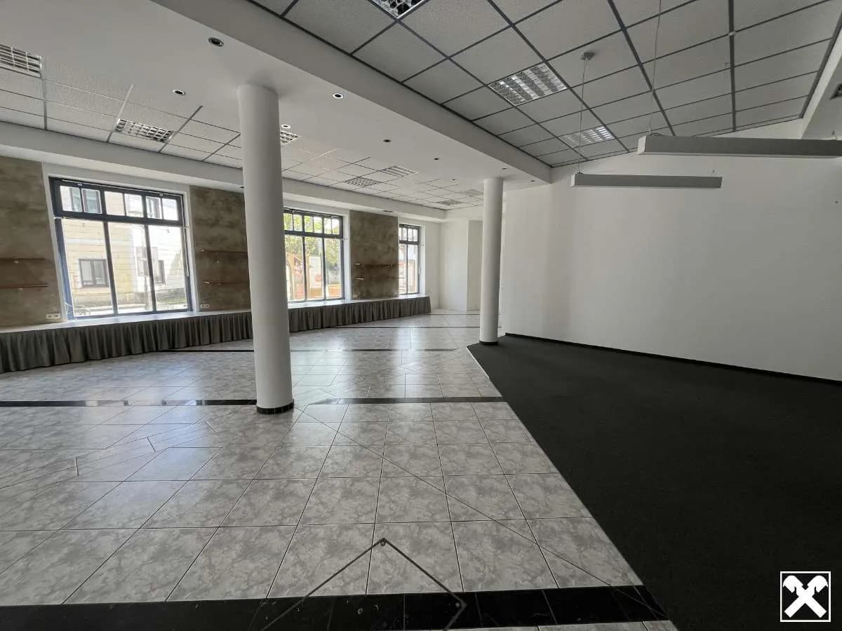 3-Zimmer-Gewerbeimmobilie mieten in Amstetten – 205 m², € 2.080 – Bild 7 von 19