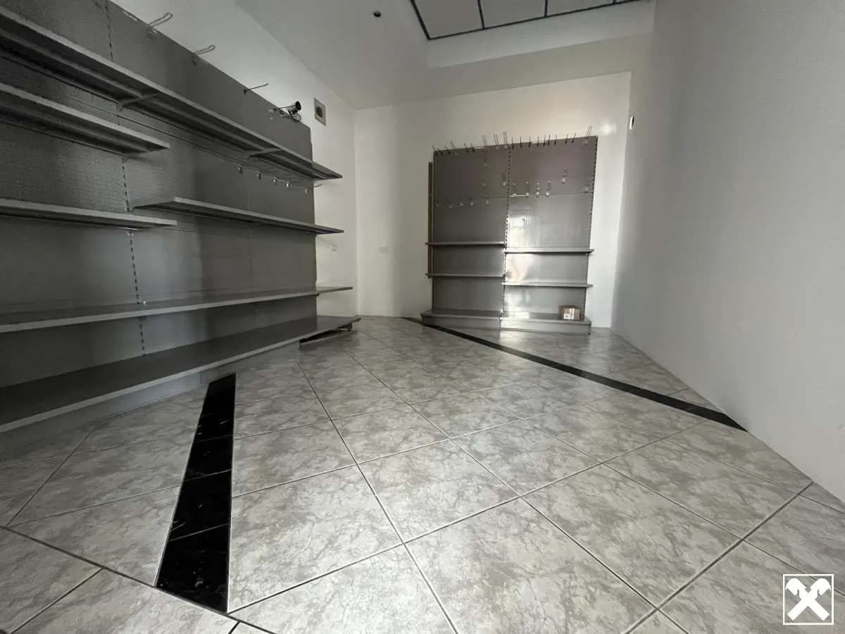 3-Zimmer-Gewerbeimmobilie mieten in Amstetten – 205 m², € 2.080 – Bild 9 von 19