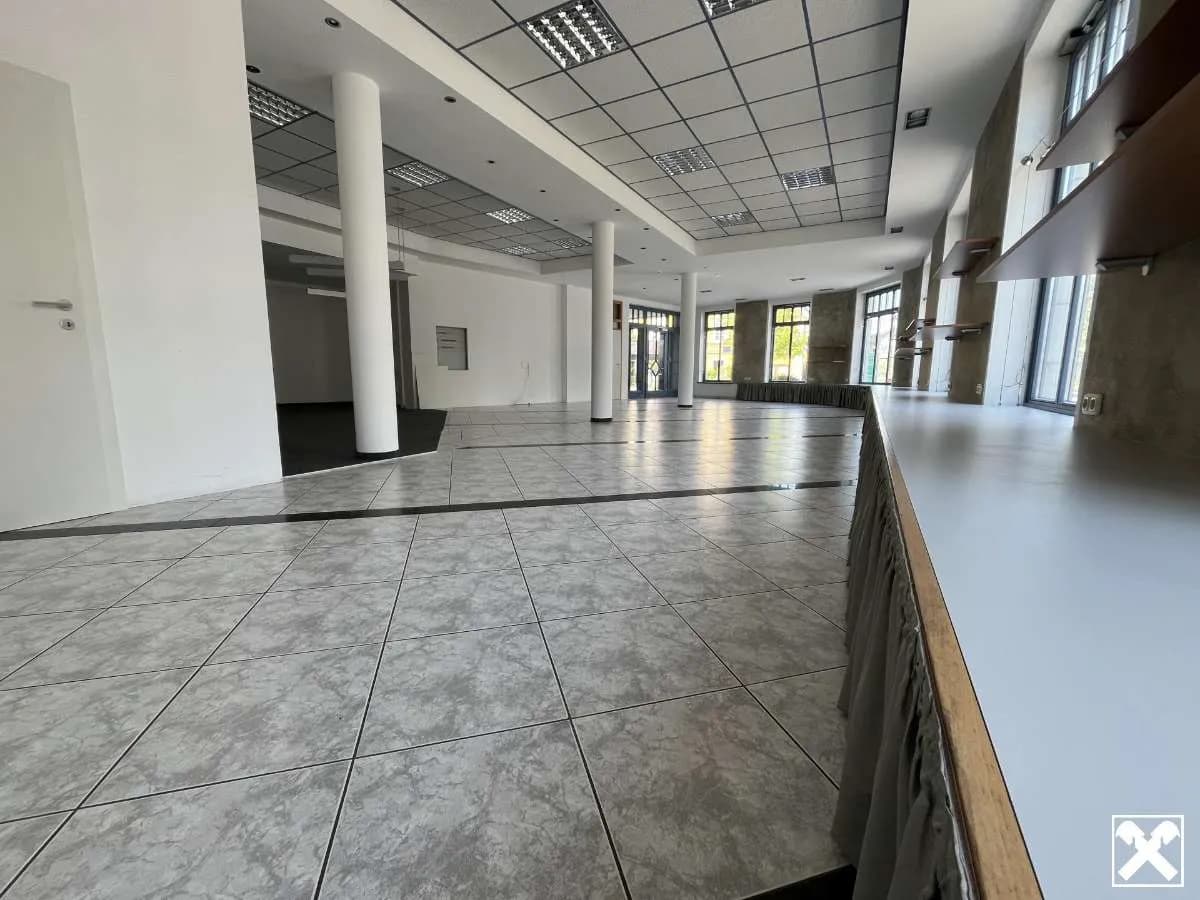 3-Zimmer-Gewerbeimmobilie mieten in Amstetten – 205 m², € 2.080 – Bild 12 von 19