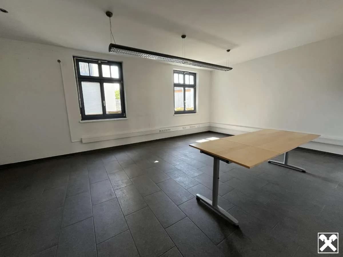 3-Zimmer-Gewerbeimmobilie mieten in Amstetten – 205 m², € 2.080 – Bild 14 von 19