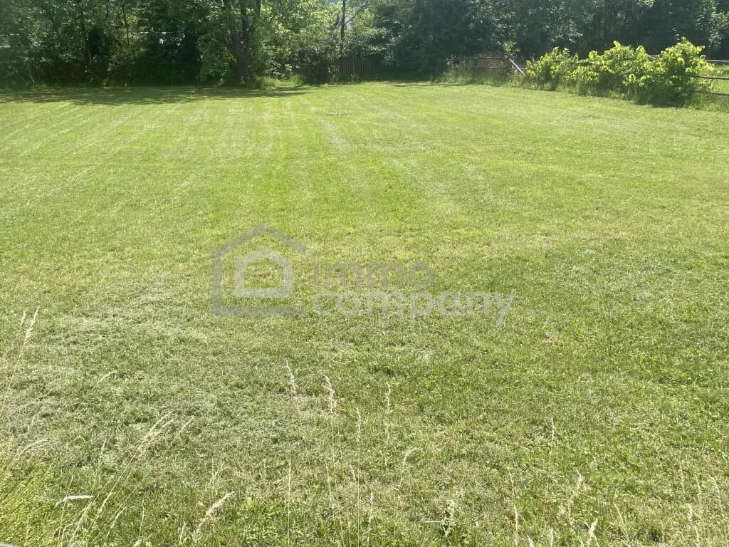 Grundstück kaufen in Neunkirchen – 677 m², € 129.000