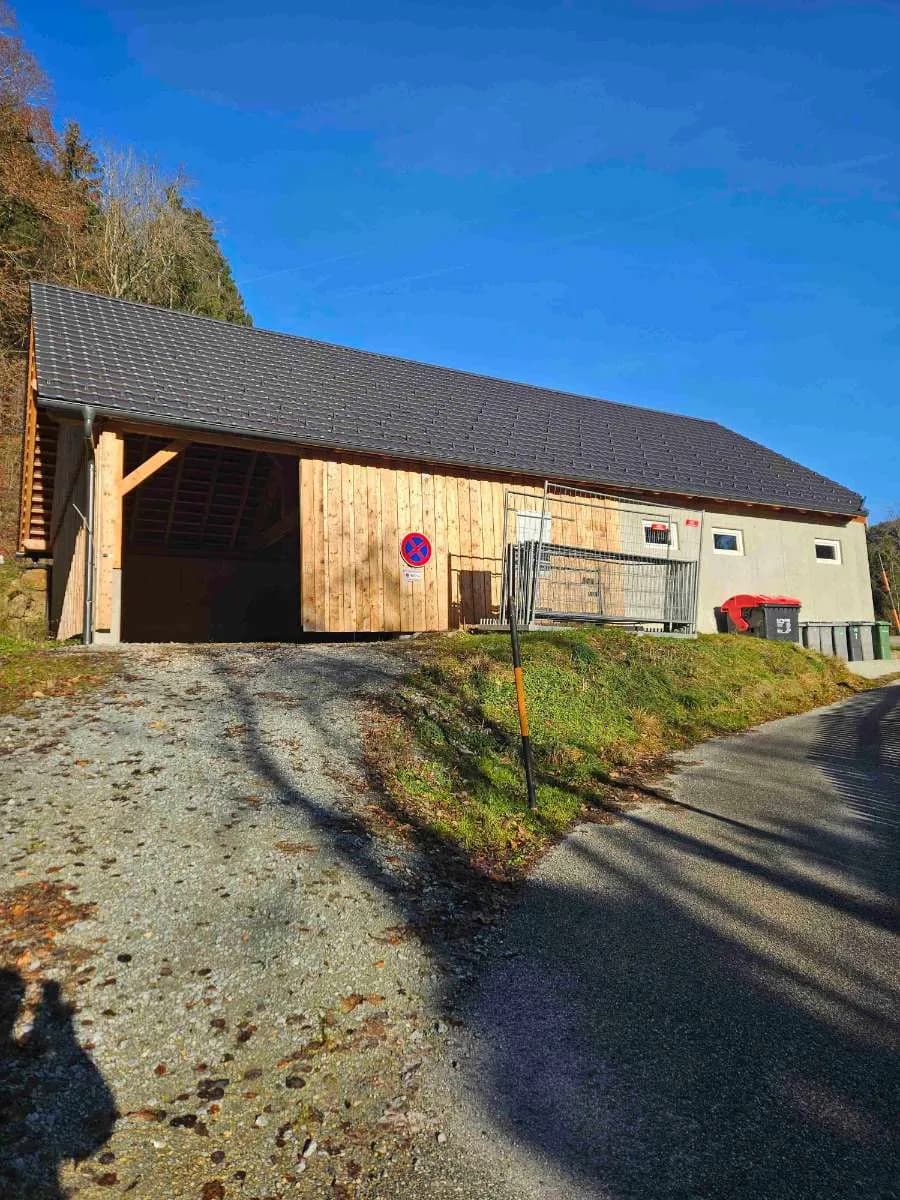 Gewerbeimmobilie mieten in Urfahr-Umgebung – 176 m², € 431