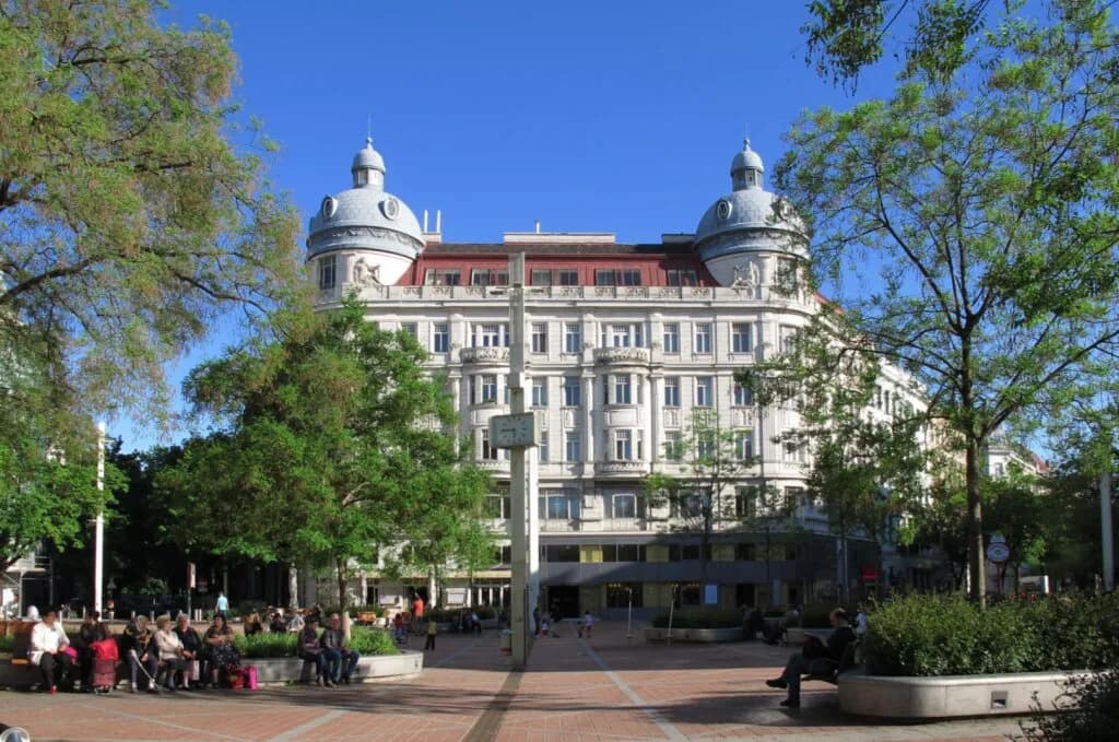 12-Zimmer-Gewerbeimmobilie mieten in Wien – 528 m², € 6.218 – Bild 21 von 25