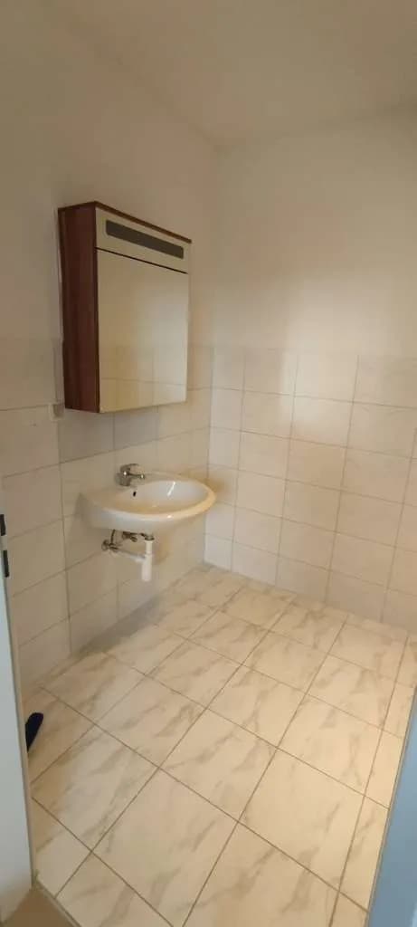 4-Zimmer-Gewerbeimmobilie mieten in Korneuburg – 128 m², € 1.099 – Bild 8 von 18