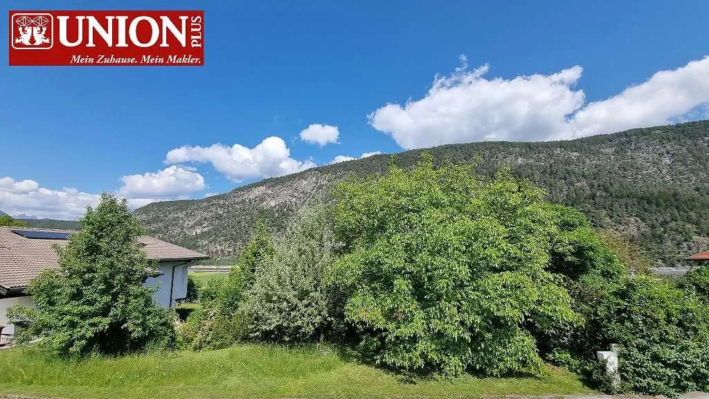 Grundstück kaufen in Imst – 828 m², € 548.000