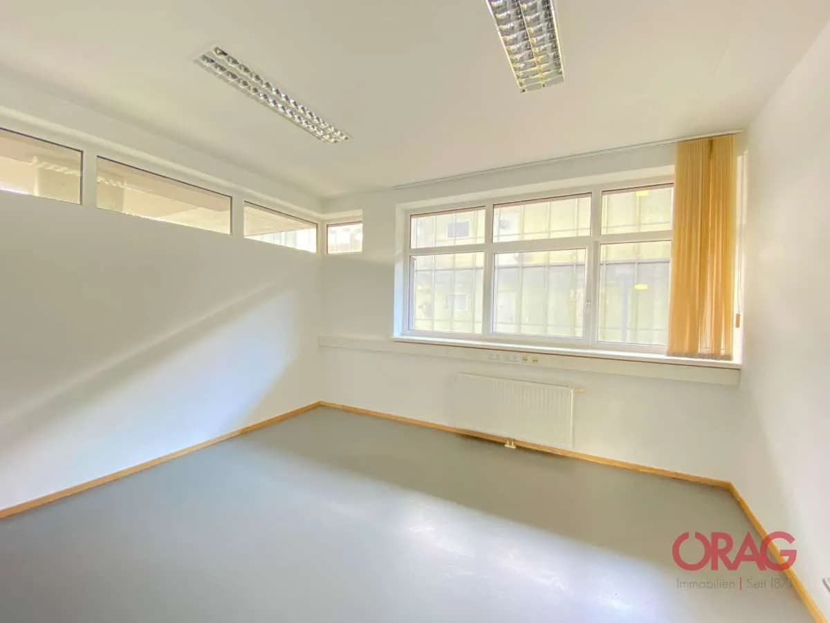 Gewerbeimmobilie mieten in Salzburg-Umgebung – 225 m², € 3.300 – Bild 14 von 21
