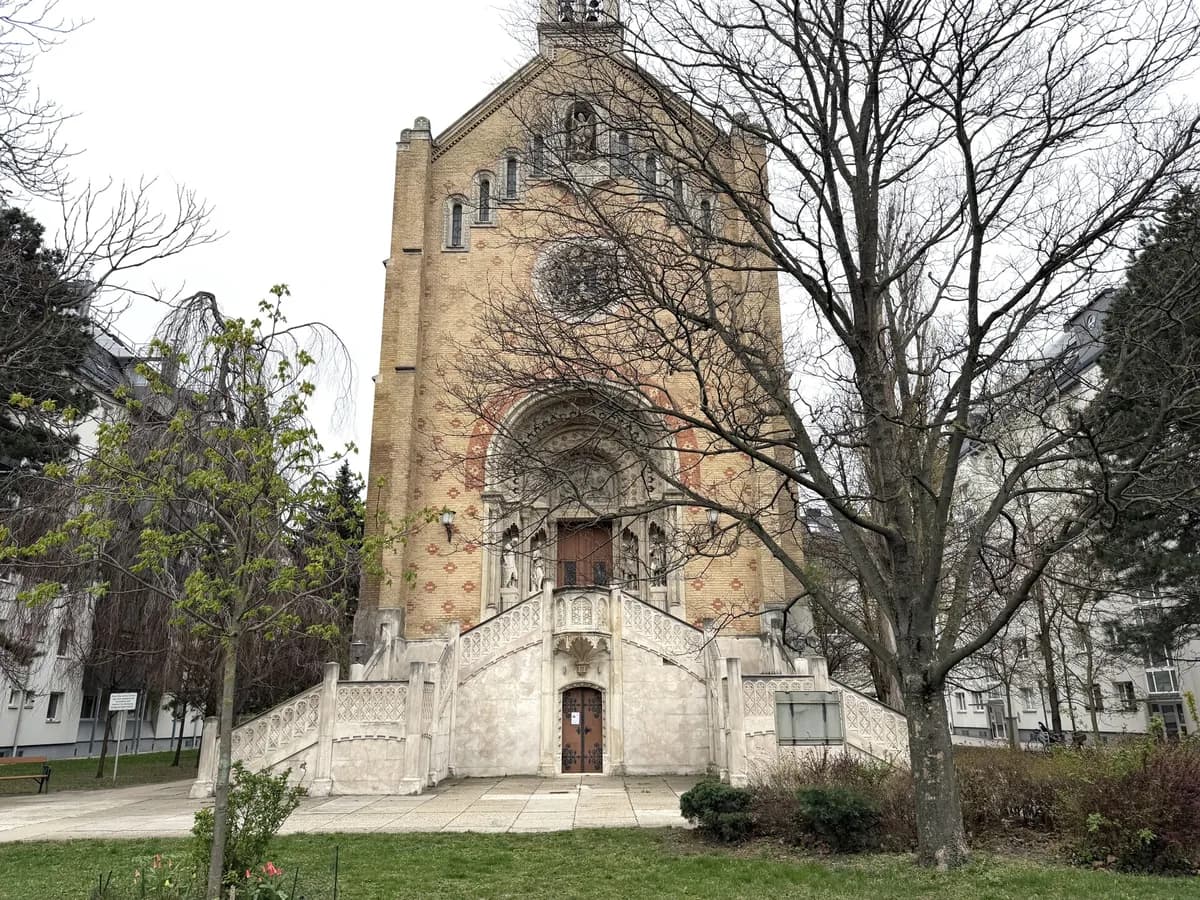 Gewerbeimmobilie mieten in Wien – 721 m², € 6.630