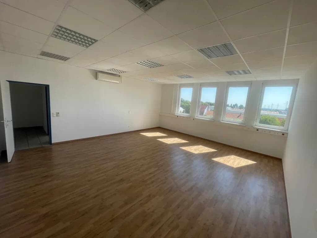 3-Zimmer-Gewerbeimmobilie mieten in Mödling – 108 m², € 1.380 – Bild 3 von 8