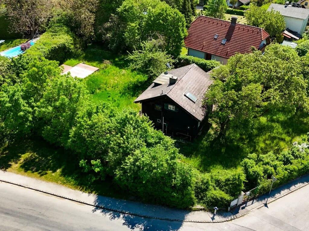 Grundstück kaufen in Sankt Pölten Land – 1 746 m², € 749.000 – Bild 1 von 18