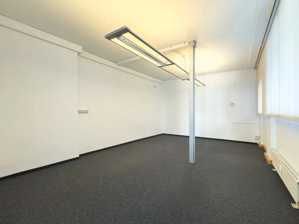 Gewerbeimmobilie mieten in Korneuburg – 52 m², € 747 – Bild 2 von 6