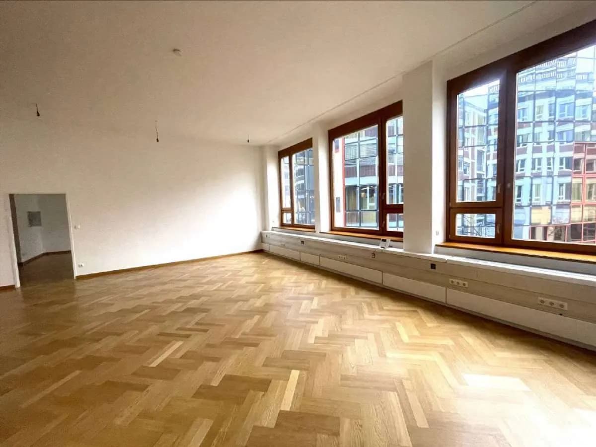 3-Zimmer-Gewerbeimmobilie mieten in Wien – 124 m², € 3.006
