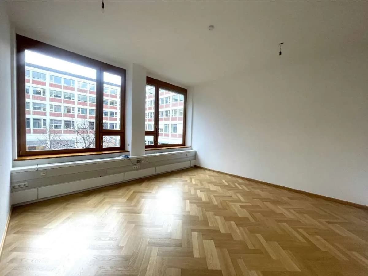 3-Zimmer-Gewerbeimmobilie mieten in Wien – 124 m², € 3.006 – Bild 5 von 11