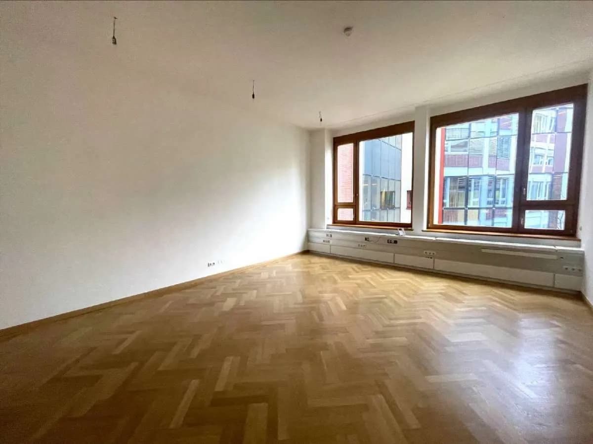 3-Zimmer-Gewerbeimmobilie mieten in Wien – 124 m², € 3.006 – Bild 6 von 11