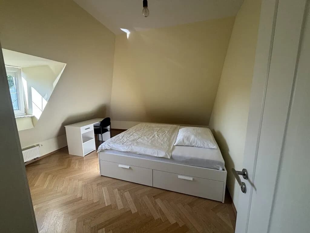 4-Zimmer-Wohnung mieten in Wien – 150 m², € 1.900
