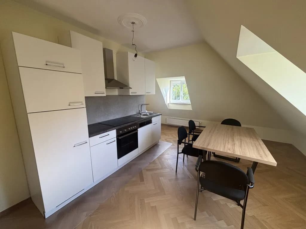 4-Zimmer-Wohnung mieten in Wien – 150 m², € 1.900 – Bild 2 von 20