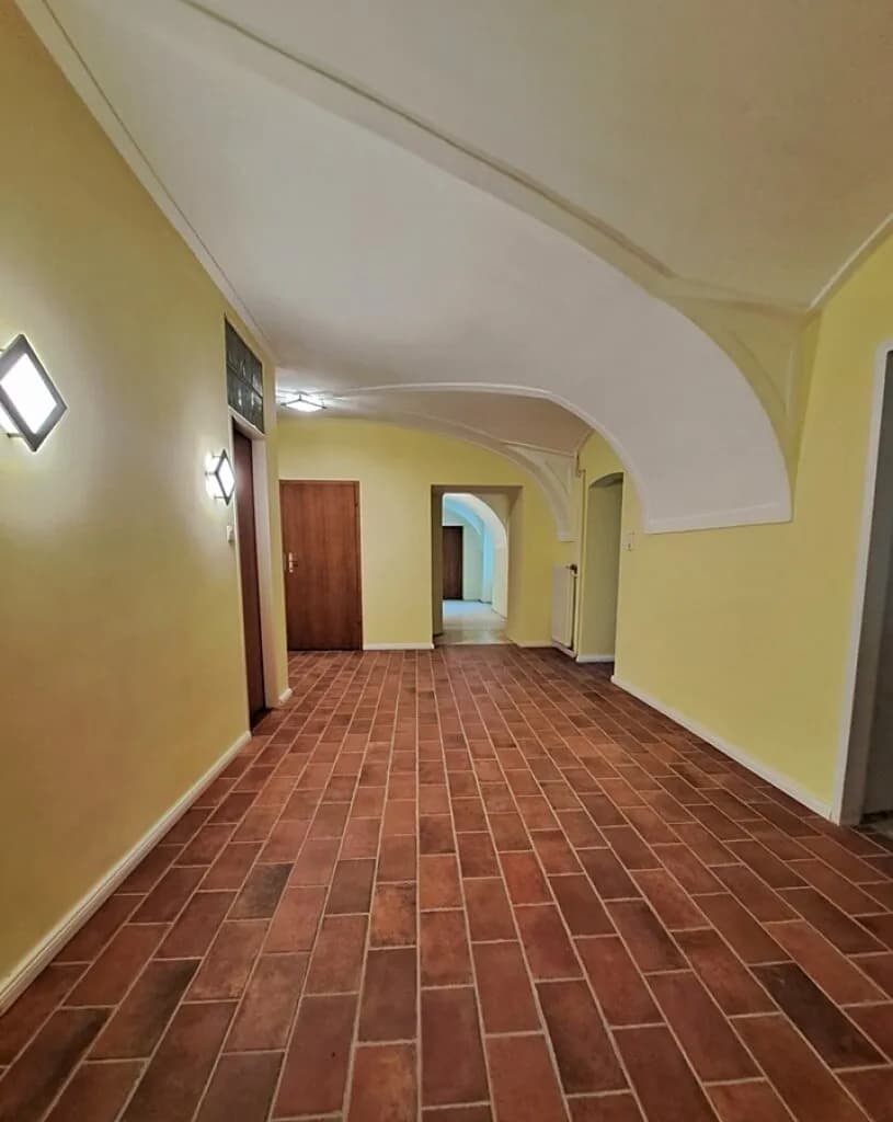 8-Zimmer-Immobilie kaufen in Baden – 354,82 m², € 930.000 – Bild 6 von 50