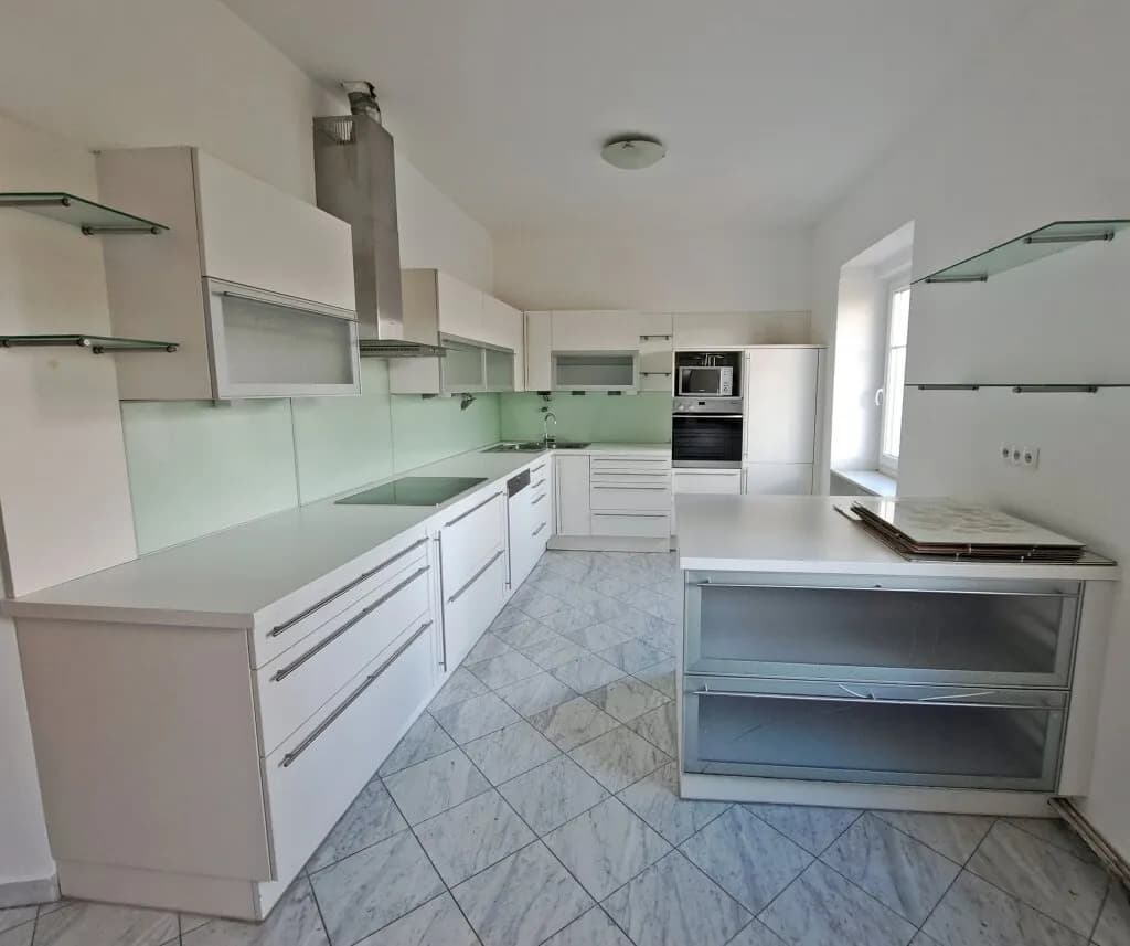 8-Zimmer-Immobilie kaufen in Baden – 354,82 m², € 930.000 – Bild 29 von 50