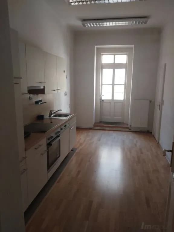 4-Zimmer-Wohnung mieten in Graz – 140 m², € 1.638 – Bild 5 von 11