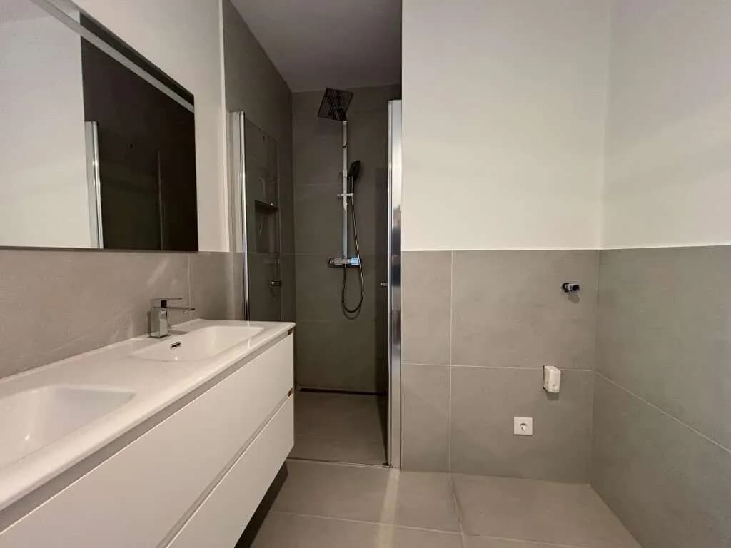 4-Zimmer-Wohnung mieten in Wien – 144 m², € 4.000 – Bild 27 von 37