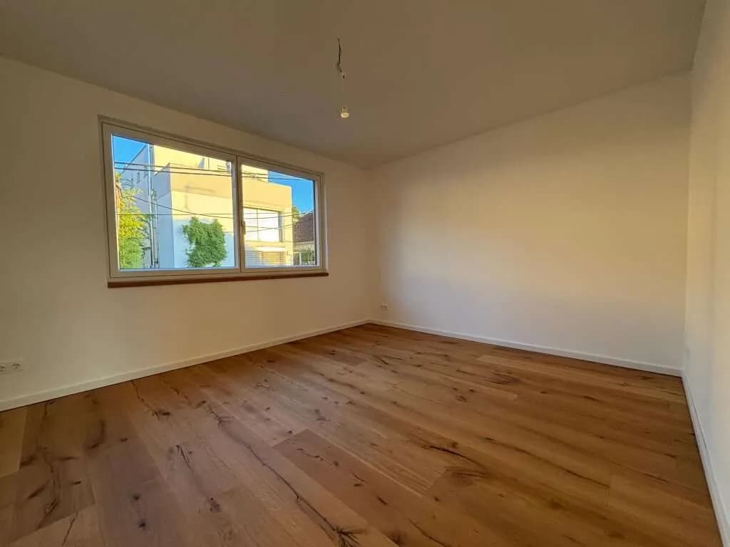 4-Zimmer-Wohnung mieten in Wien – 144 m², € 4.000 – Bild 30 von 37
