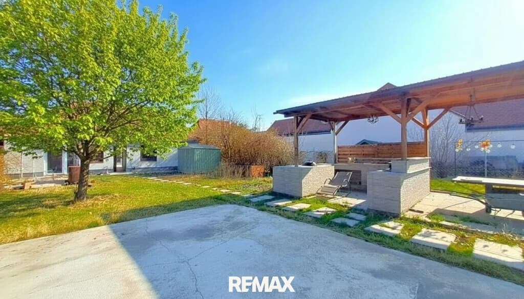 6-Zimmer-Haus kaufen in Hollabrunn – 190 m², € 295.000