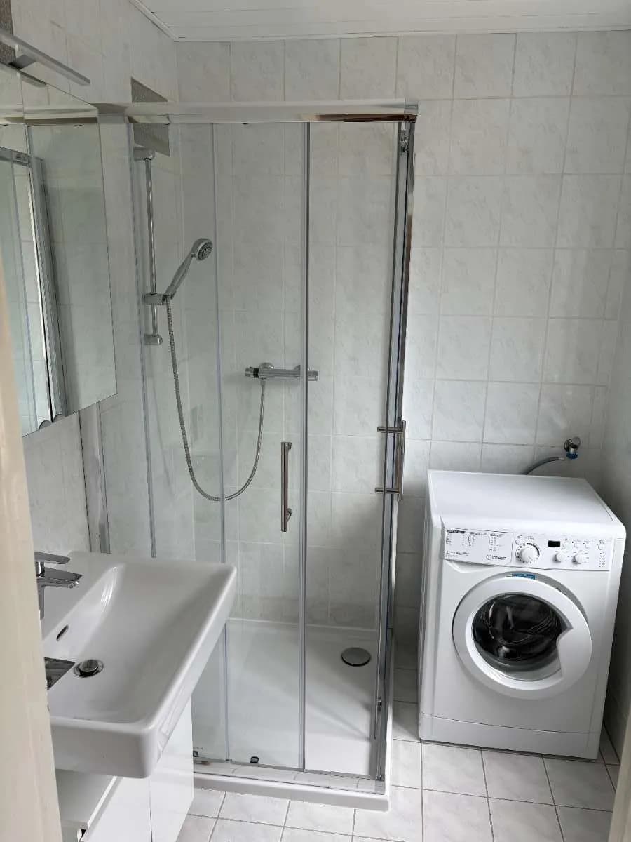 2-Zimmer-Wohnung mieten in Baden – 78 m², € 1.250 – Bild 7 von 8