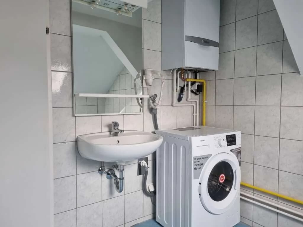 2-Zimmer-Wohnung kaufen in Neunkirchen – 83,65 m², € 98.000 – Bild 10 von 18