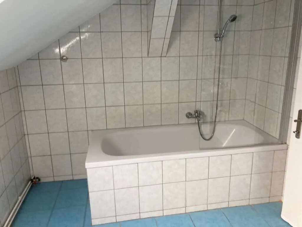 2-Zimmer-Wohnung kaufen in Neunkirchen – 83,65 m², € 98.000 – Bild 12 von 18
