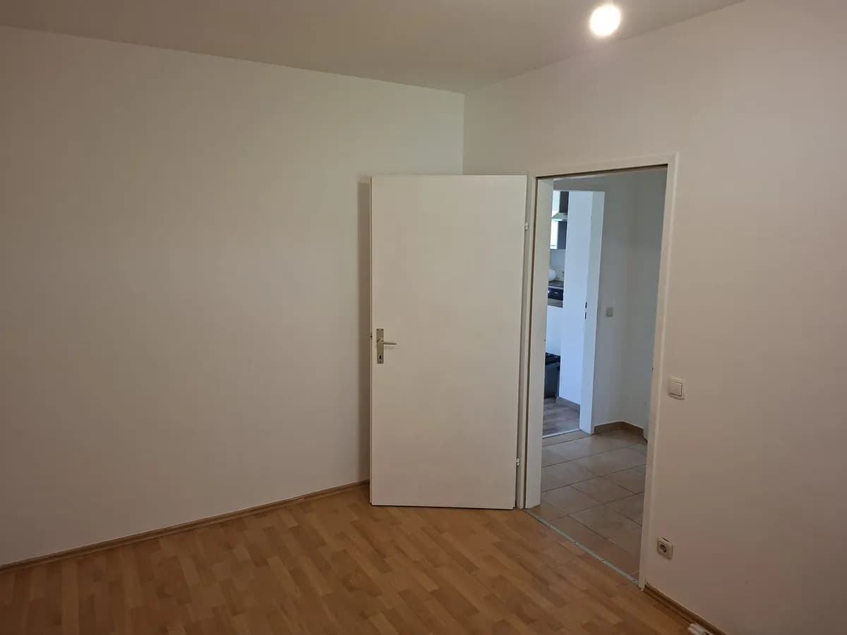 2-Zimmer-Wohnung mieten in Amstetten – 60 m², € 705 – Bild 3 von 12