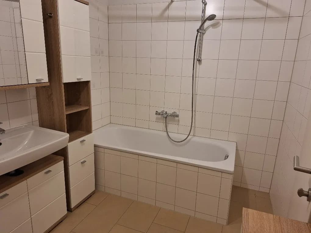 3-Zimmer-Wohnung mieten in Vöcklabruck – 78 m², € 1.000 – Bild 7 von 11
