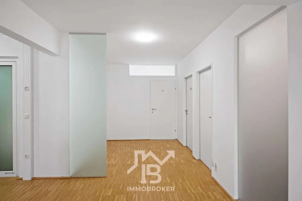 6-Zimmer-Gewerbeimmobilie mieten in Linz – 210 m², € 3.089 – Bild 12 von 17
