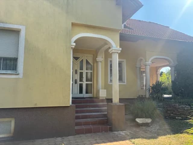 Haus kaufen in Neusiedl am See – 140 m², € 470.000