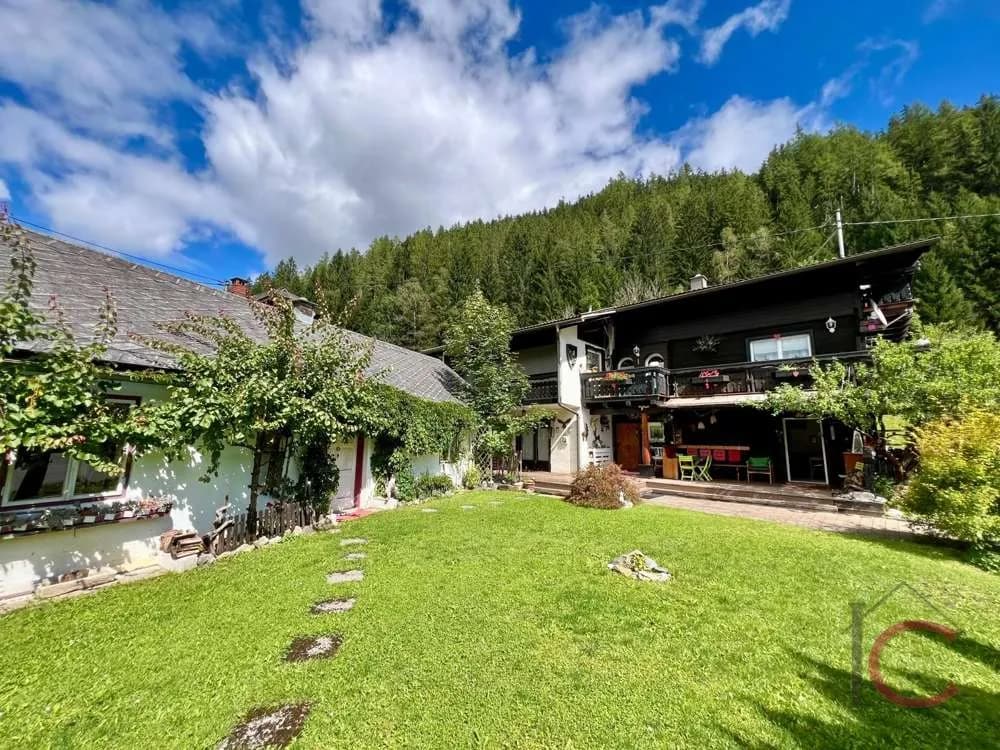 10-Zimmer-Gewerbeimmobilie kaufen in Feldkirchen – 219 m², € 438.000 – Bild 2 von 32